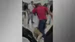 Coordenador sofre agressão por estudante em confusão generalizada em SP