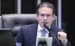 Hugo finaliza sessão no plenário em decorrência de manifestações da oposição