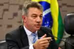 A relatora do TSE vota pela destituição do governador de Roraima; André Mendonça interrompe o processo de julgamento