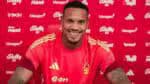 O Nottingham Forest confirmou a chegada do goleiro John, anteriormente jogador do Botafogo