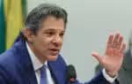 Alckmin demonstra “show de dignidade” ao interagir com os EUA, afirma Haddad