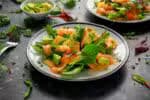 Saladas nutritivas com alto teor de proteína para o fim do dia