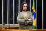 Zambelli protesta com greve de fome e sofre princípio de desmaio antes de depoimento, relata defesa