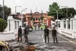 Forças armadas nepalesas assumem o controle de Katmandu após manifestações violentas