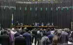 Setores governistas buscam aprovar no Congresso isenção do Imposto de Renda e reduzem a proposta de anistia