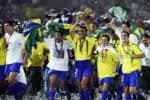 No Maracanã, 18 campeões da Copa do Mundo assistirão ao jogo Brasil x Chile