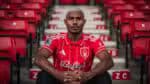 Nottingham Forest confirma a contratação do lateral Cuiabano, antigo jogador do Botafogo