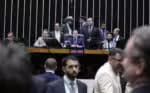 Votações na Câmara em meio ao julgamento do processo do impeachment