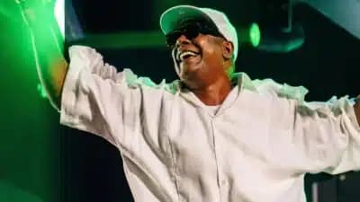 Imagem card com fundo