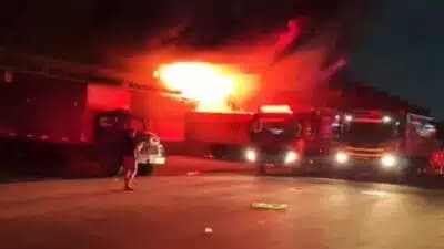 Imagem card com fundo