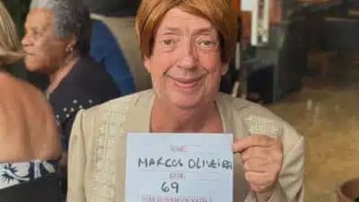 Imagem card com fundo