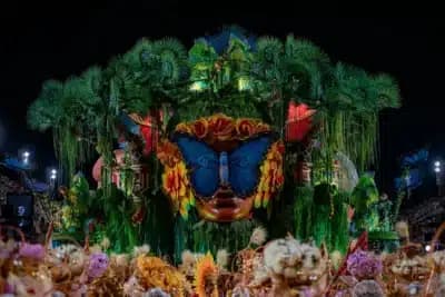 Imagem card com fundo