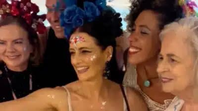 Imagem card com fundo