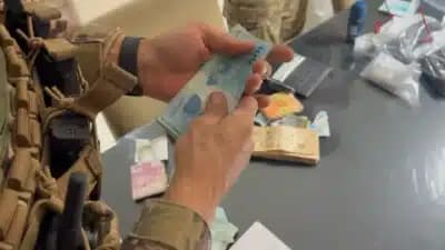 Imagem card com fundo