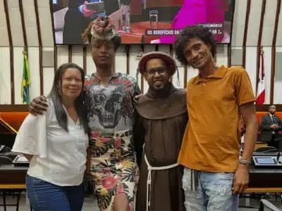 Imagem card com fundo