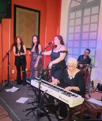 Imagem card com fundo