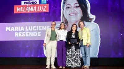 Imagem card com fundo