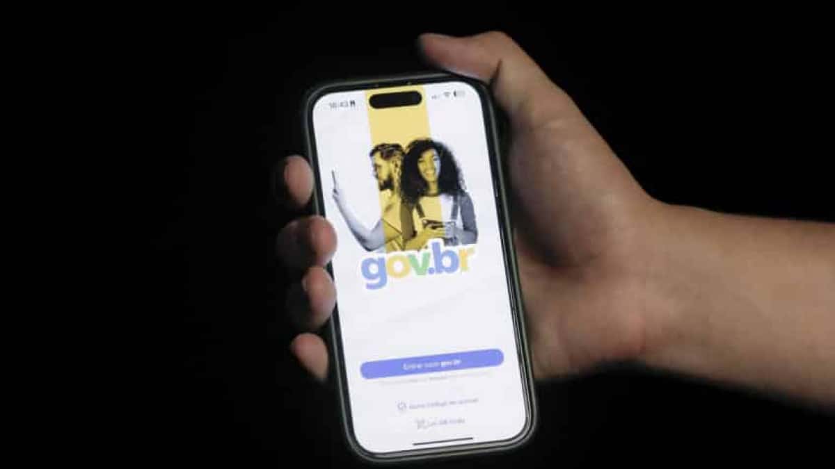 Aplicativo Gov.BR no celular. | Sérgio Lima/Poder360 - 04.jun.2020