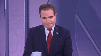 O juiz Alexandre Serrão determina que o ministro Alexandre de Moraes pode apresentar sua defesa