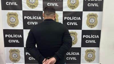 Criminoso com mandado de prisão emitido há uma década e condenado por homicídio é detido no Rio Grande do Sul