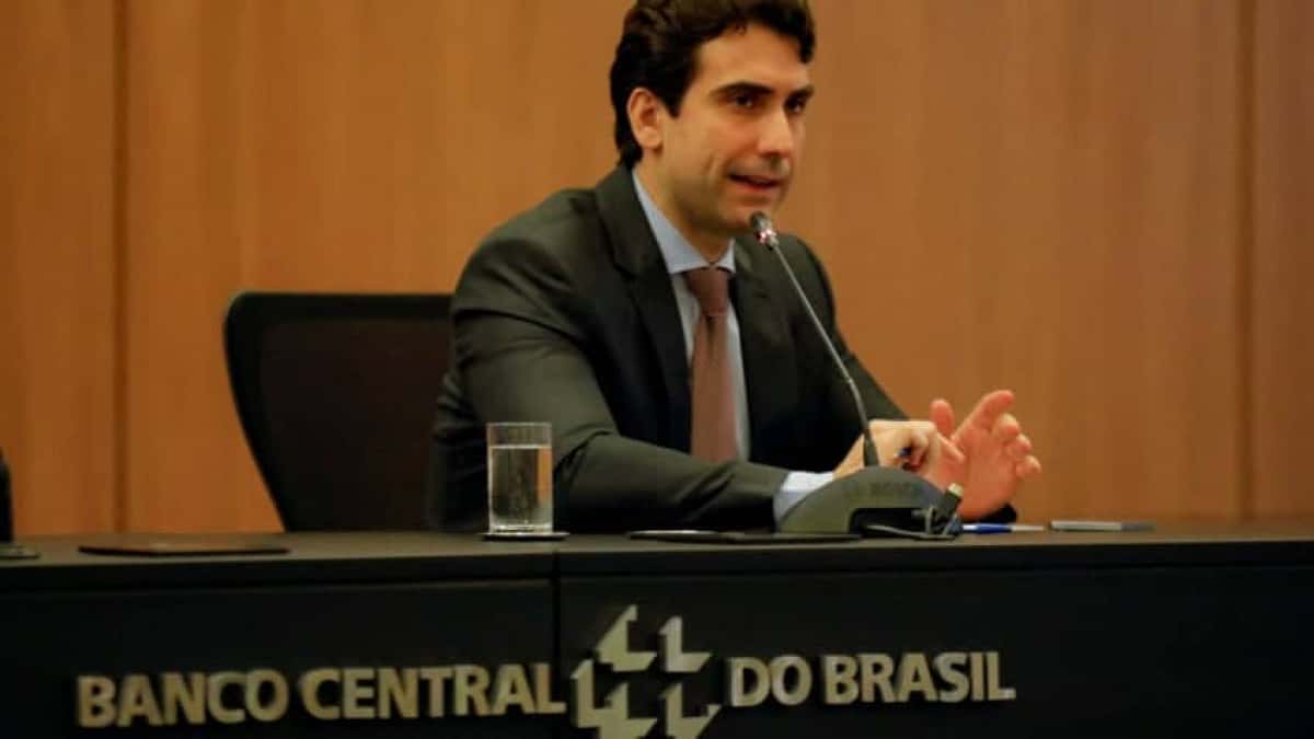 GabrielGalipolo-BancoCentral-Inflacao-27mar2025-34-848×477-1