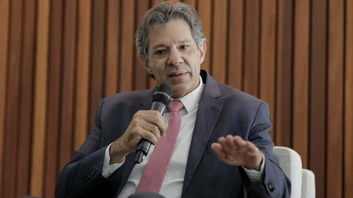 O ministro da Fazenda Fernando Haddad comenta a crise em torno do IOF e os impasses do governo, Encontros da revista piauí, em Brasília. | Sérgio Lima/Poder360 - 03.jun.2025