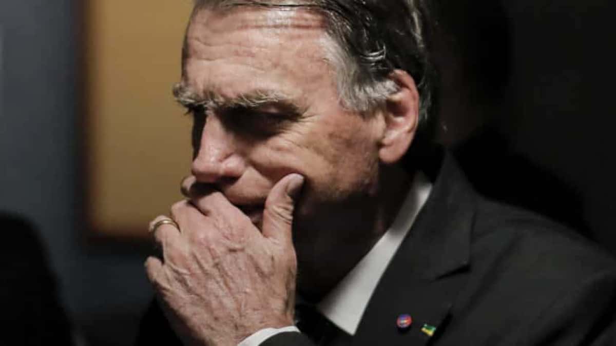 Ex-presidente Jair Bolsonaro - A 1ª Turma do STF (Supremo Tribunal Federal) no segundo dia dos depoimentos dos 8 réus do núcleo 1 da ação penal que investiga a tentativa de golpe de Estado em 2022. O 1º deles a ser ouvido é o ex-ajudante de ordens de Jair Bolsonaro (PL), o tenente-coronel Mauro Cid, que firmou um acordo de delação premiada com a PF (Polícia Federal), homologado pelo STF. Ele é o 1º justamente por ser o réu delator. A ordem dos demais depoimentos respeitará a ordem alfabética. | Sérgio Lima/Poder360 - 10.jun.2025 Anderson Torres, ex-ministro da Justiça - A 1ª Turma do STF (Supremo Tribunal Federal) no segundo dia dos depoimentos dos 8 réus do núcleo 1 da ação penal que investiga a tentativa de golpe de Estado em 2022. O 1º deles a ser ouvido é o ex-ajudante de ordens de Jair Bolsonaro (PL), o tenente-coronel Mauro Cid, que firmou um acordo de delação premiada com a PF (Polícia Federal), homologado pelo STF. Ele é o 1º justamente por ser o réu delator. A ordem dos demais depoimentos respeitará a ordem alfabética. | Sérgio Lima/Poder360 - 10.jun.2025