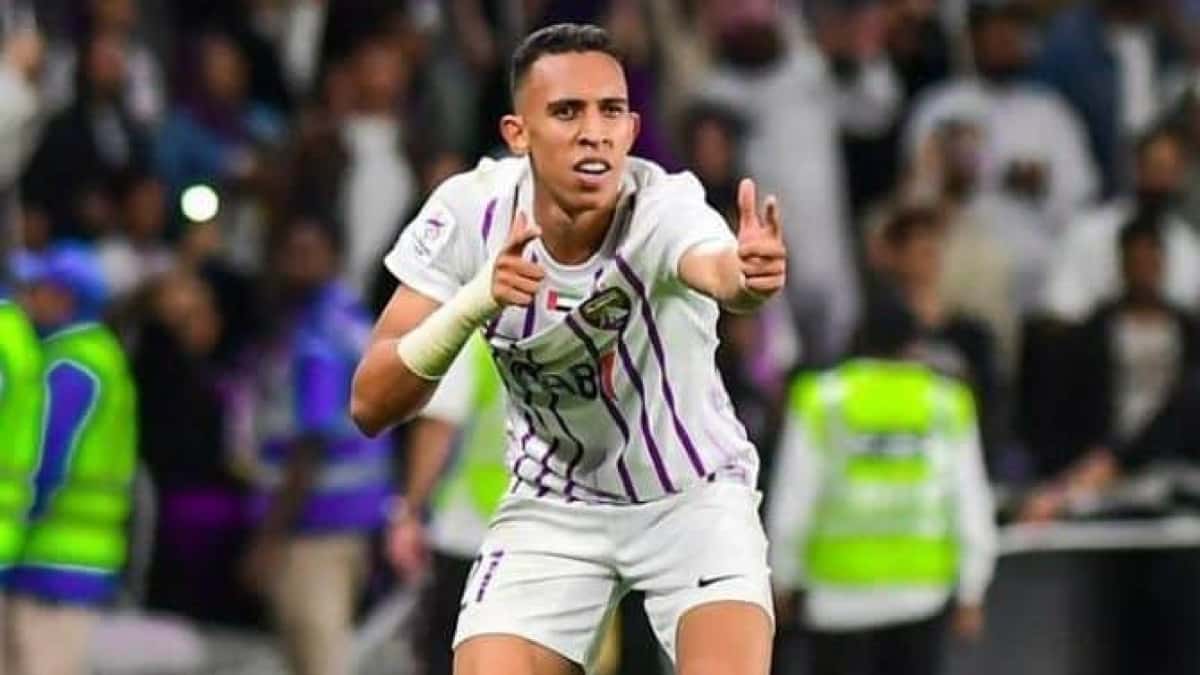 Soufiane-Rahimi-fez-os-dois-gols-de-Marrocos-contra-a-Argentina-Ele-tambem-marcou-tres-vezes-pelo-Al-Ain-contra-o-Al-Hilal-na-Arabia-Saudita-e1721834802859