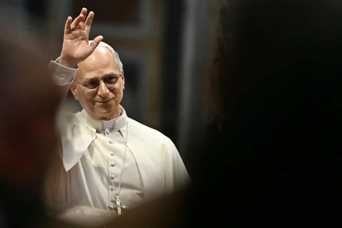 Pope Leo XIV waves at the end of a Jubilee audience on June 14, 2025 at St Peter's basilica in The Vatican. (Photo by Filippo MONTEFORTE / AFP)