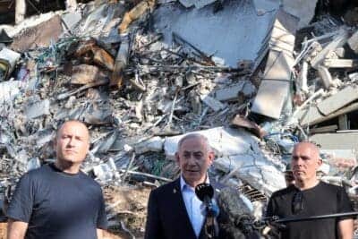 Analise as implicações do cessar-fogo entre Israel e Irã