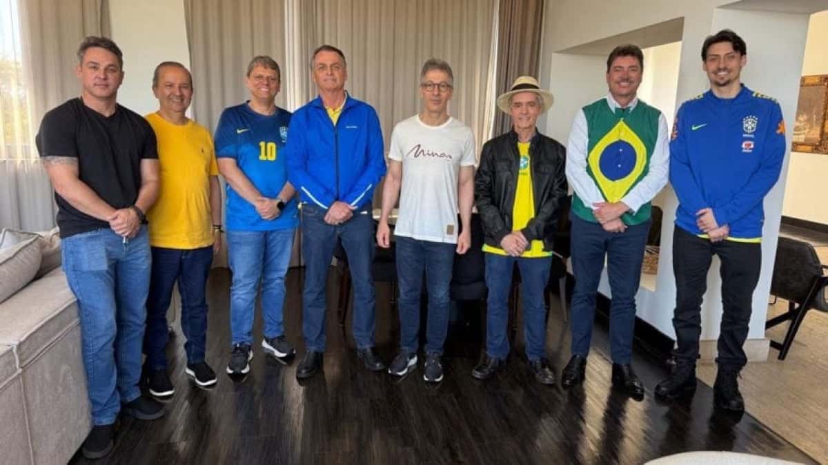 bolsonaro-tarcisio-foto-antes-ato-848×477-1
