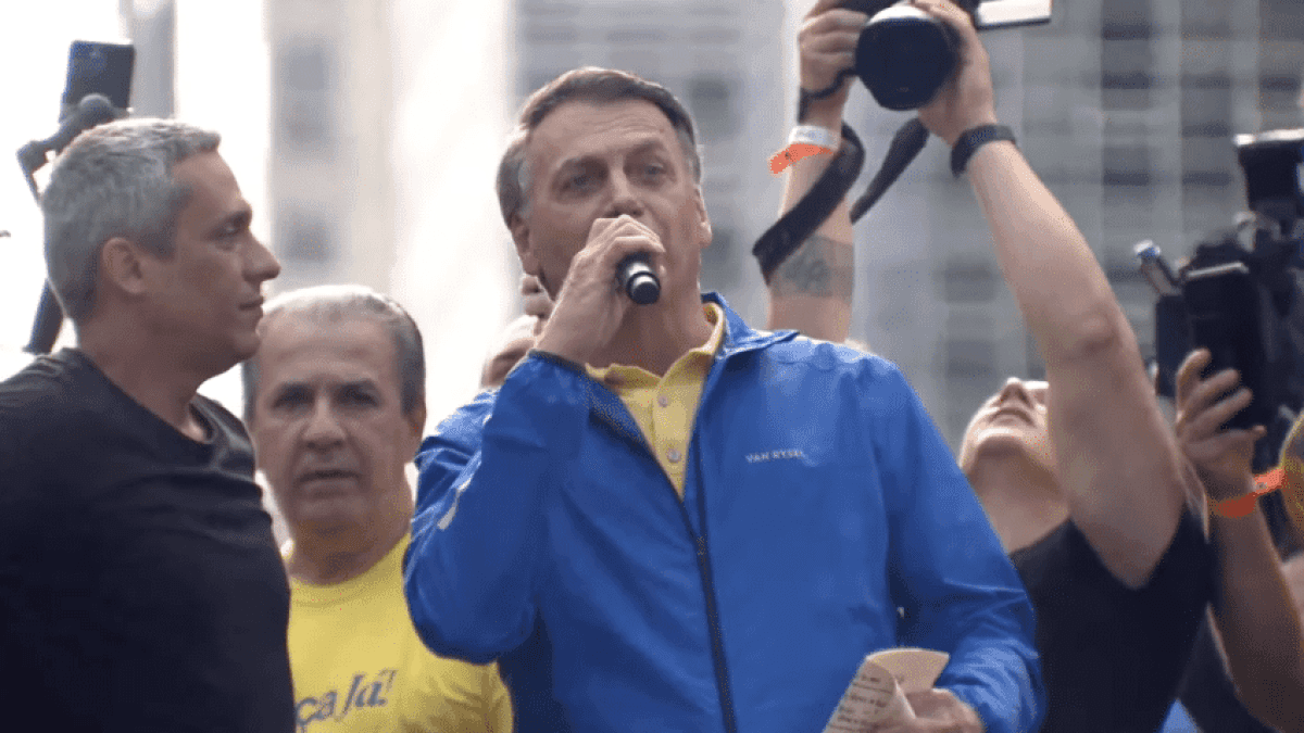 jair-bolsonaro-interrompe-gayer-29jun2025-848×477-1