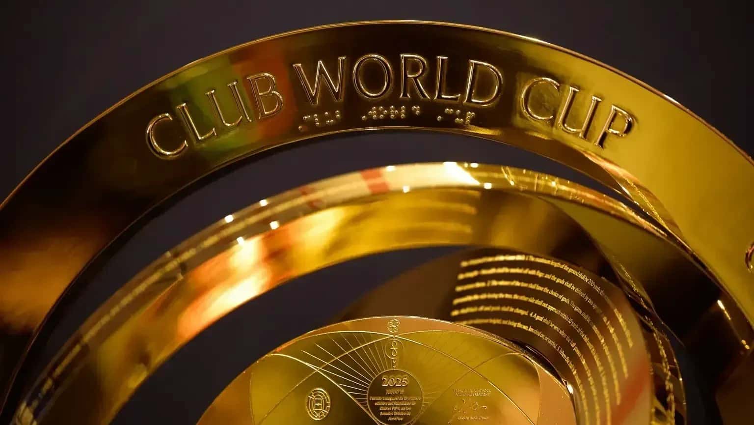 trofeu-mundial-de-clubes-fifa-leon-e1746556262633-2