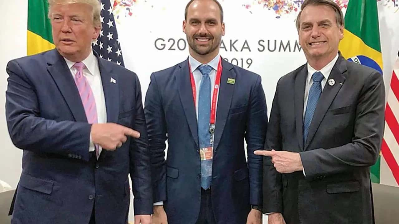 1D-2-EDUARDO-BOLSONARO-e-DONALD-TRUMP-e-JAIR-BOLSONARO-2019