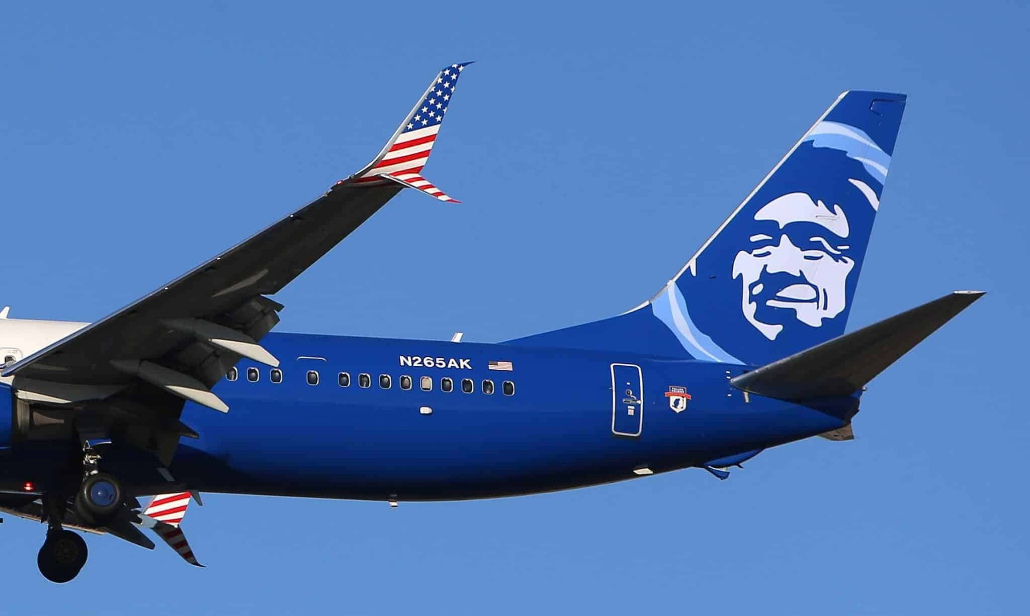 2023-10-23T180634Z_1_LYNXMPEJ9M0KW_RTROPTP_4_GERAL-AVIAO-AMEACA-DESVIO