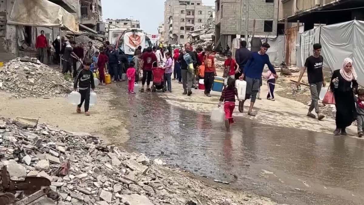 2025-04-11T111956Z_1_LOP499608042025RP1_RTRMADP_BASEIMAGE-960X540_ISRAEL-PALESTINIANS-GAZA-WATER
