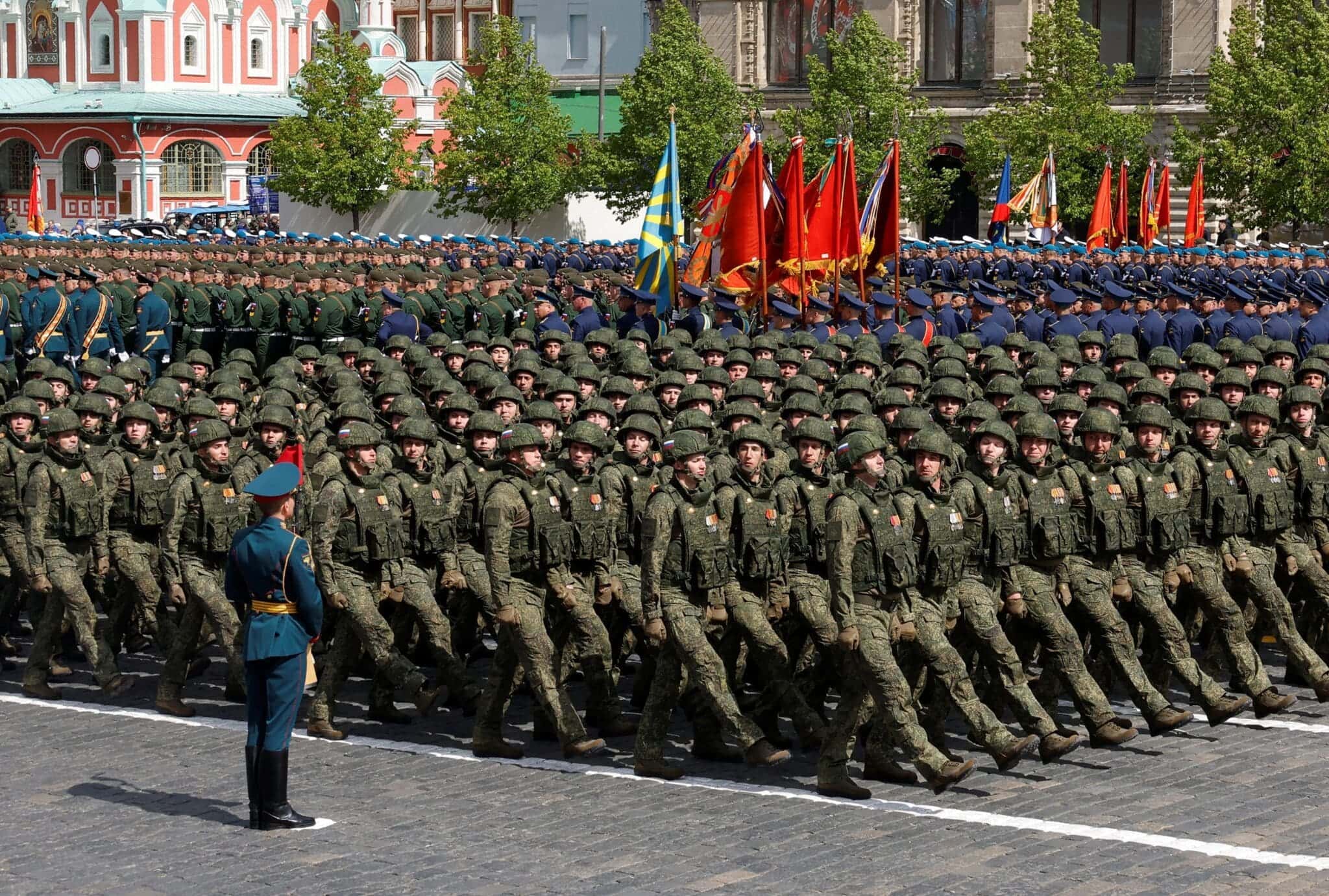 2025-05-09T202119Z_1_LYNXMPEL480VK_RTROPTP_4_WW2-ANNIVERSARY-RUSSIA-PARADE