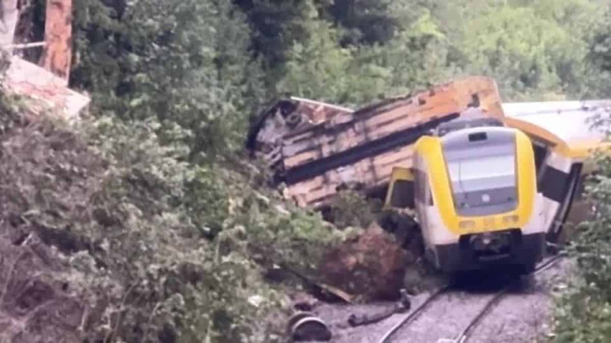 2025-07-27T192437Z_1_LOP290627072025RP1_RTRMADP_BASEIMAGE-960X540_GERMANY-ACCIDENT-TRAIN