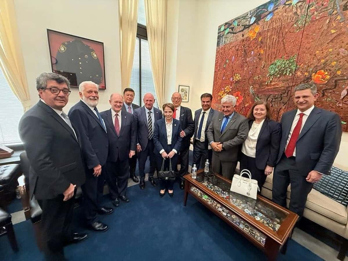 Agenda-com-a-comitiva-de-senadores-brasileiros-e-senador-Mark-Kelly-Chris-Coons-e-Jeanne-Shaheen-29-07-25