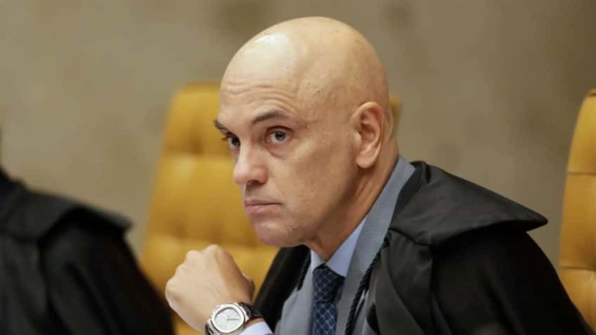 AlexandreDeMoraes-AndreMendonca-Moraes-STF-35-848×477-1