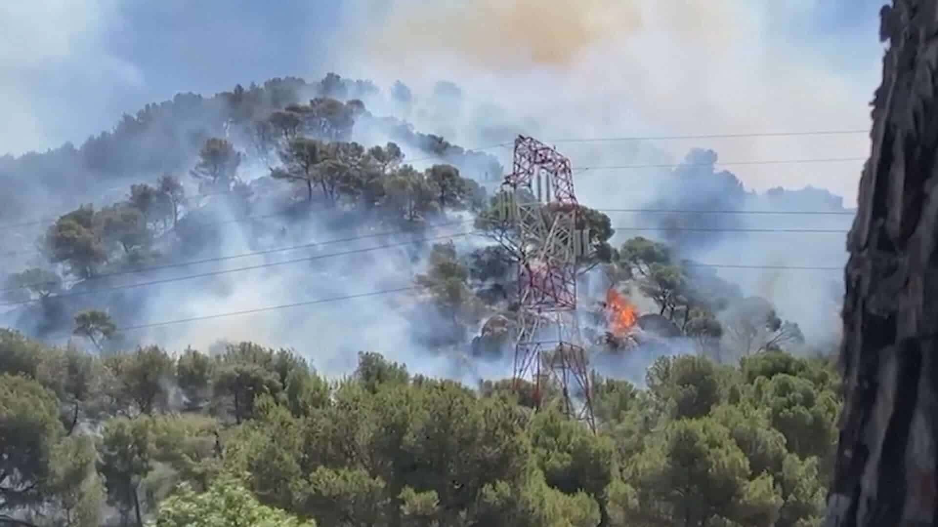 BR_CNN_080725_RTR_EV_C_8218_EUROPE_WEATHER_MARSEILLE_FIRE.mp4_frame_228