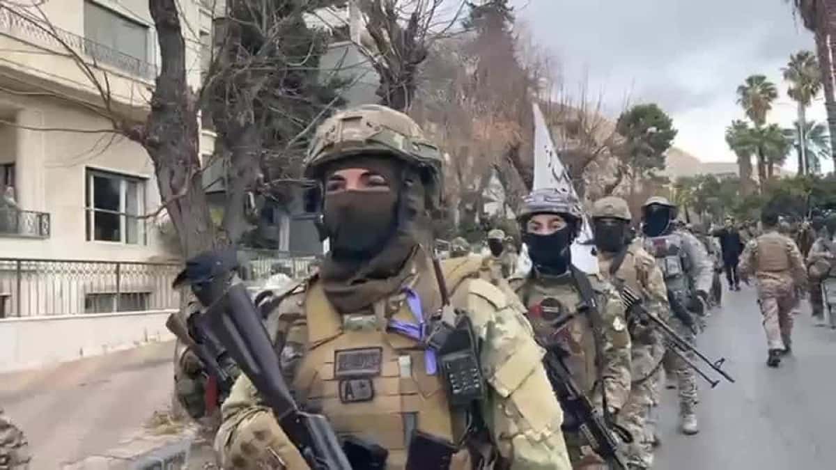 DESFILE-MILITAR-SIRIA