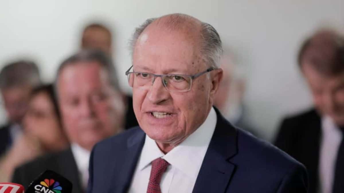 GeraldoAlckmin-FernandoHaddad-SimoneTebet-RuiCosta-Taxacao-RicardoAlban-CNI-JosueGomes-FIESP-113-848×477-2