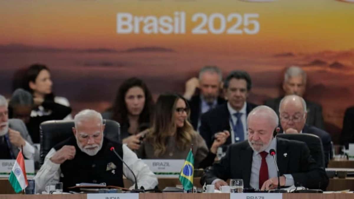 Lula-Janja-Haddad-BRICS-Plenaria-MAM-26-848×477-1