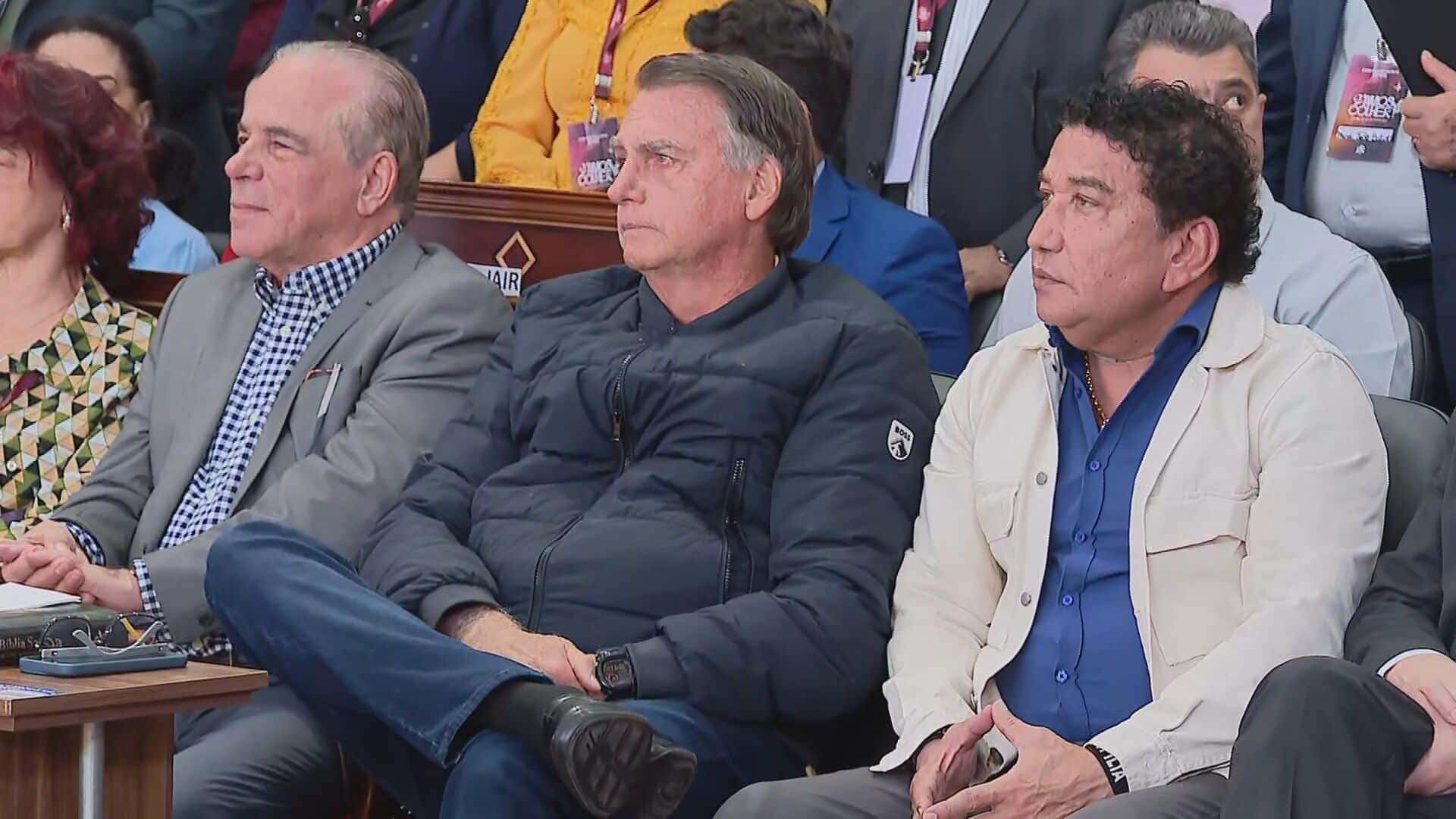O-ex-presidente-Jair-Bolsonaro-PL-participa-de-cerimonia-religiosa-em-Brasilia