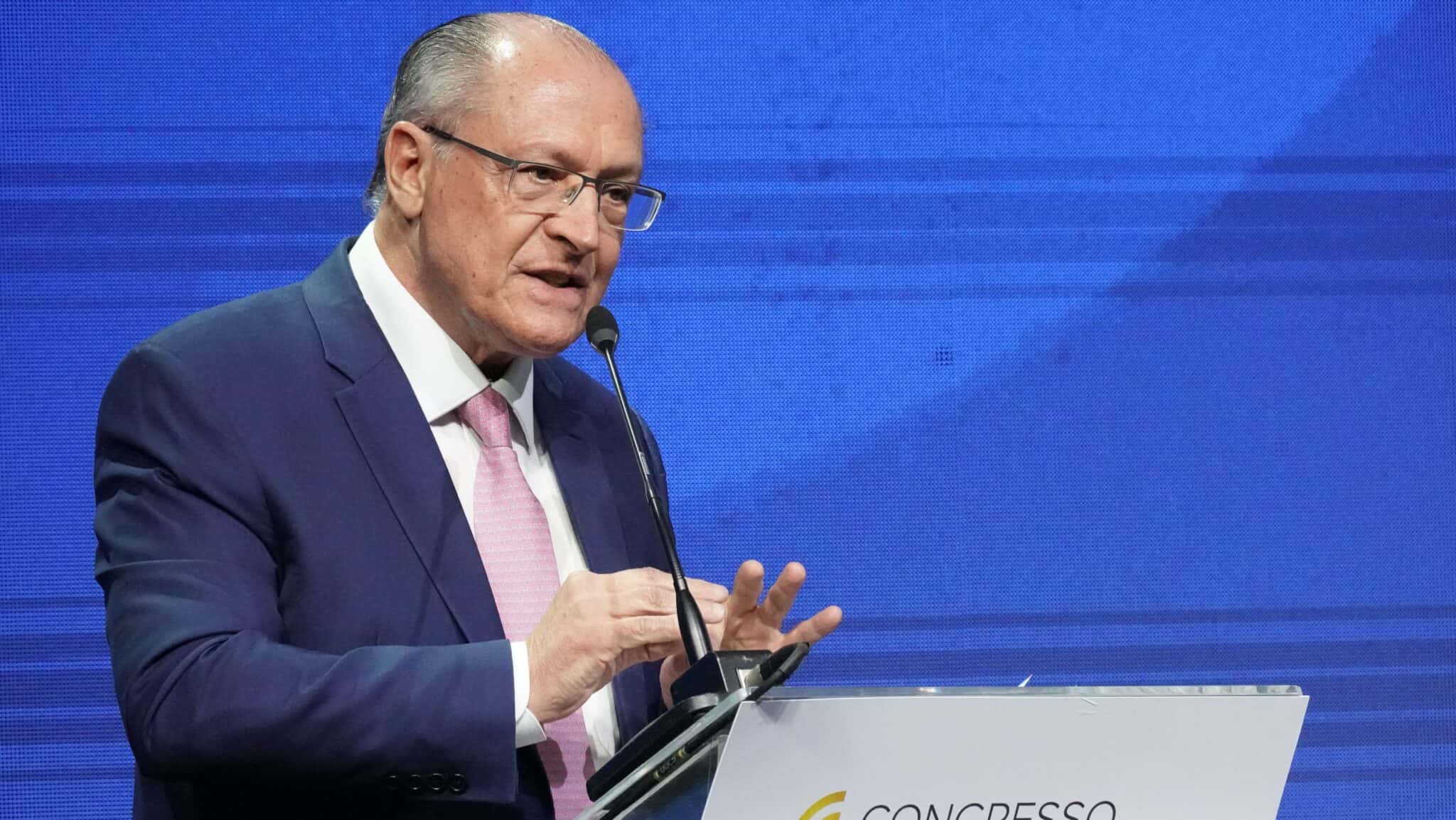 O-vice-presidente-Geraldo-Alckmin-PSB-e1722948058291