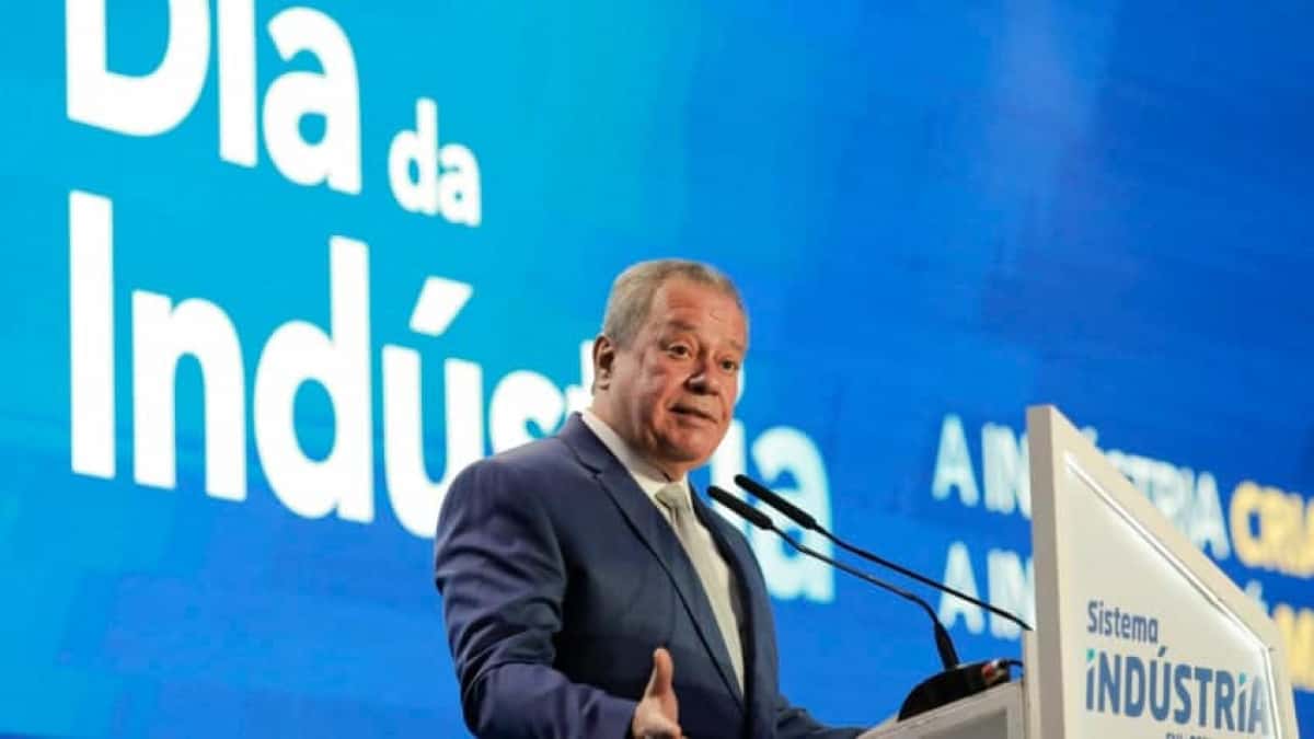 RobertoBarros-CNI-HugoMotta-JoseMucio-RicardoLewandowiscki-54-848×477-1