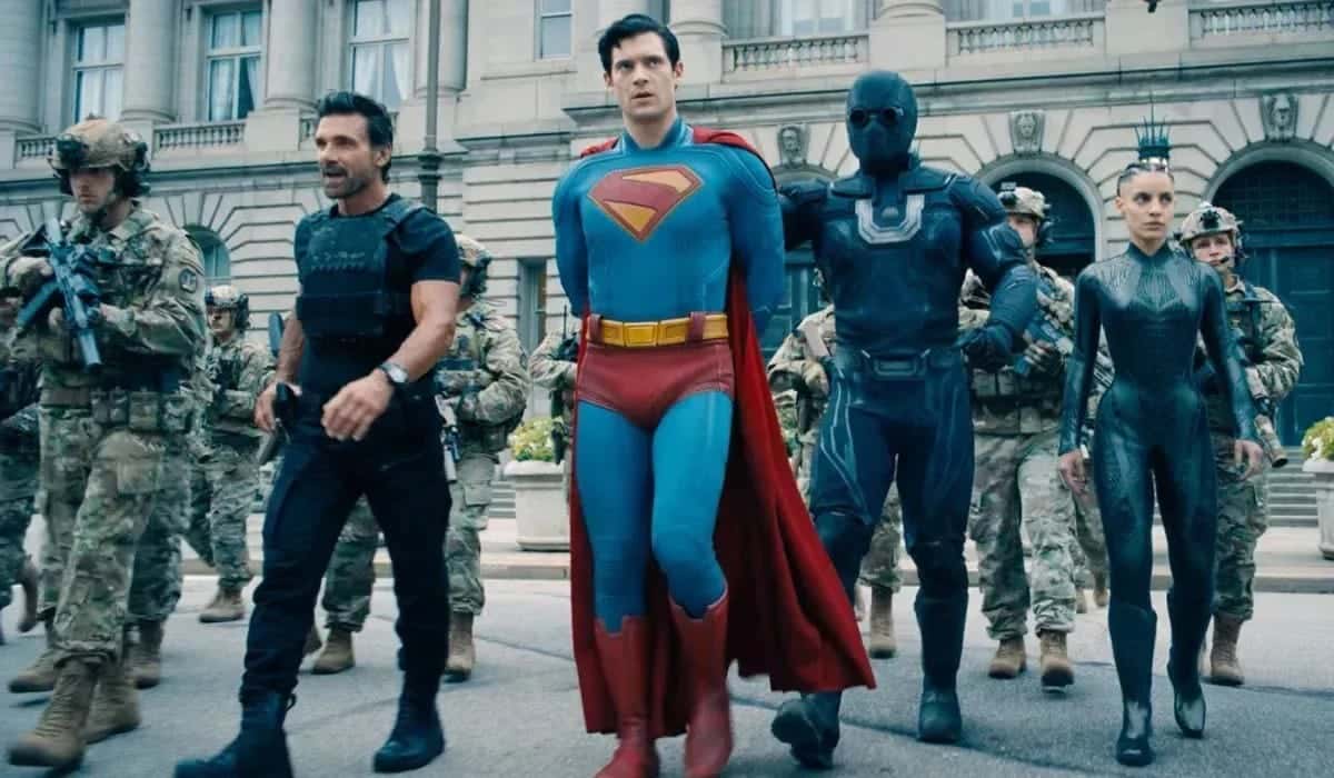 Ultraman-pode-ter-sido-confirmado-em-Superman-2