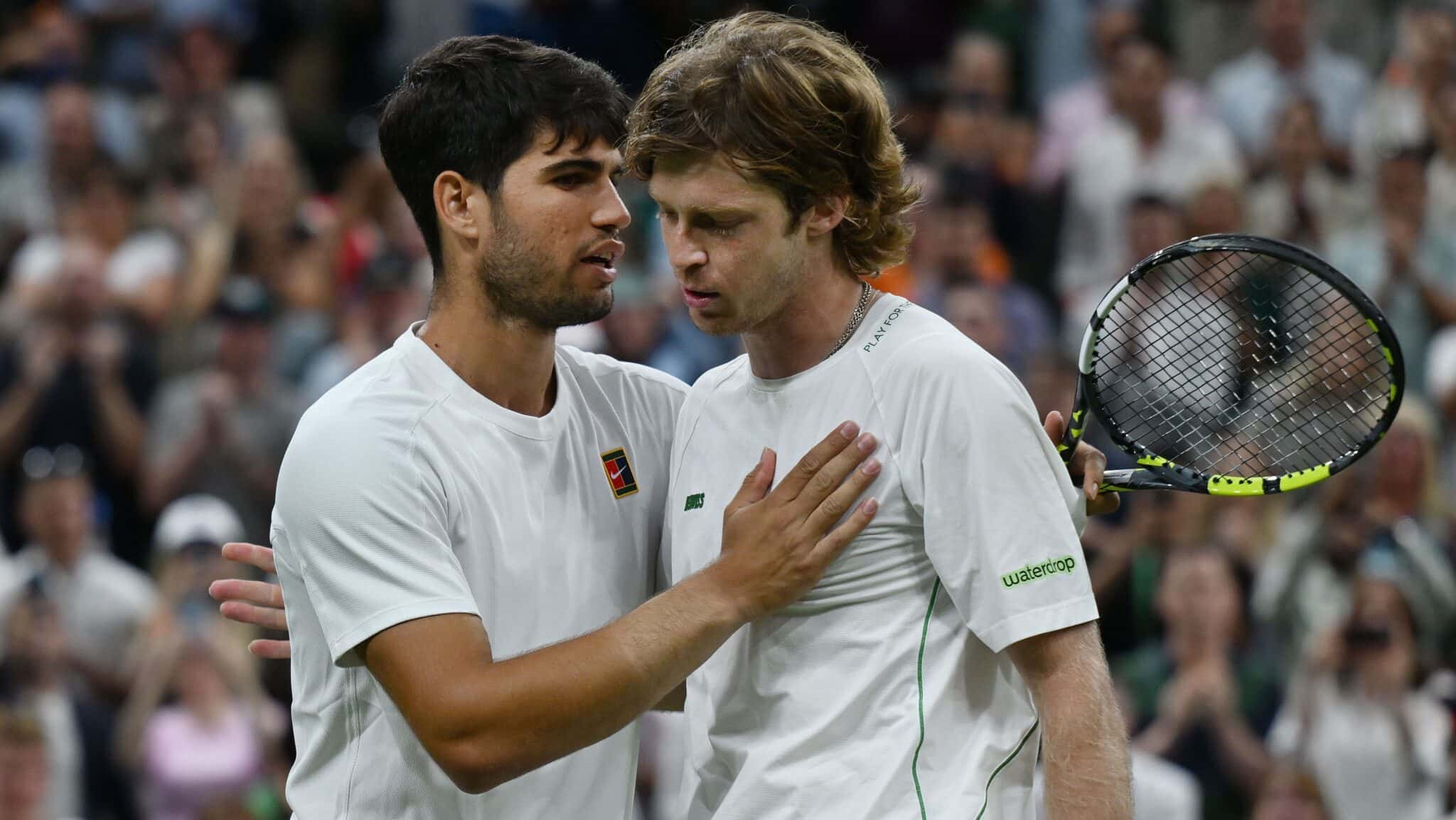 alcaraz-rublev-wimbledon-tenis-e1751838288631