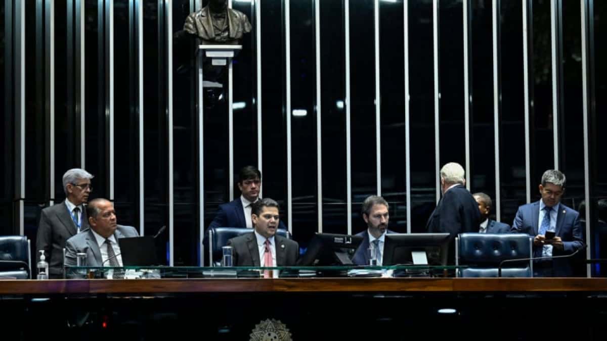 davi-alcolumbre-plenario-senado-25jun2025-848×477-3